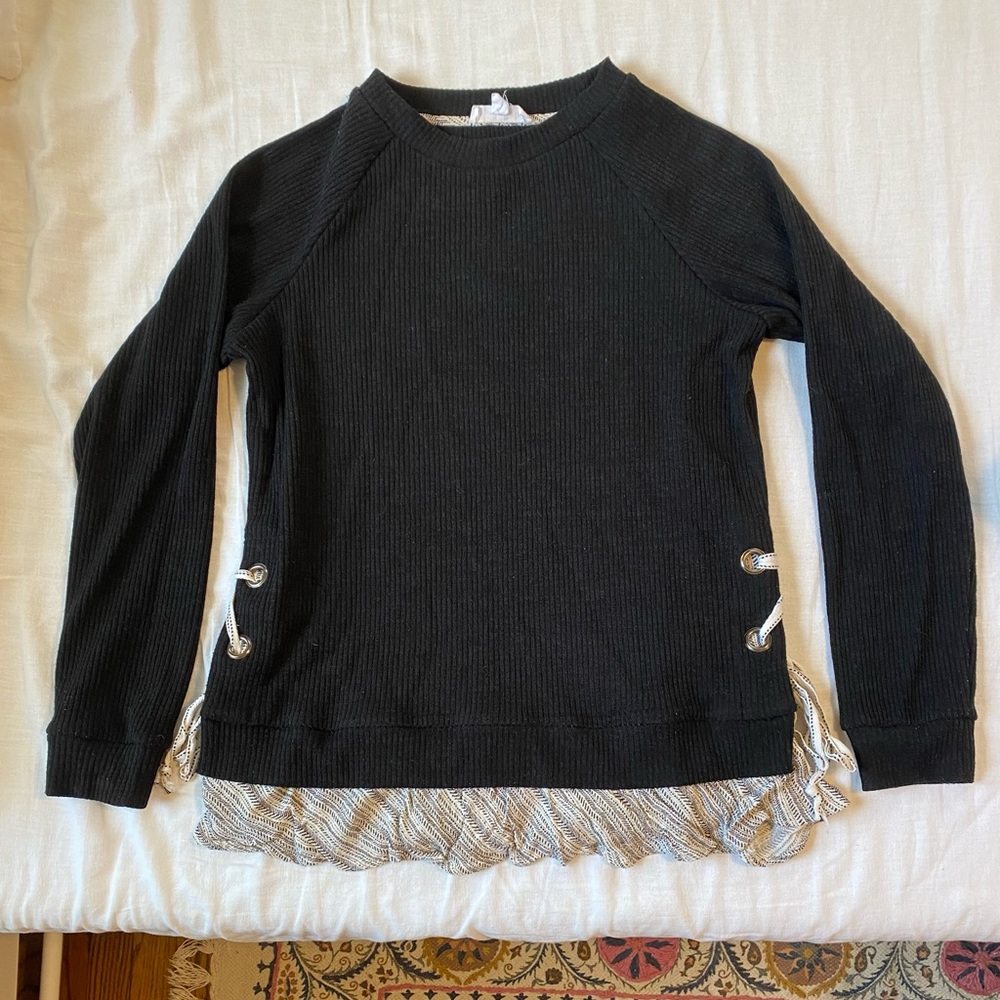 THML Sweater